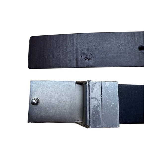 Calvin Klein Mens Reversible Leather Belt With Brushed Silver Buckle Size 41 - Picture 3 of 8